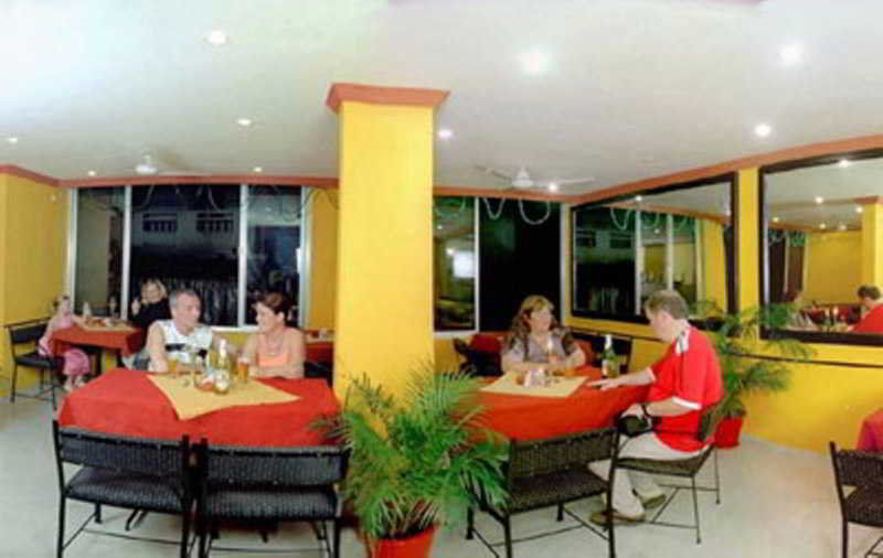 Valentines Retreat Hotel Candolim Exterior photo